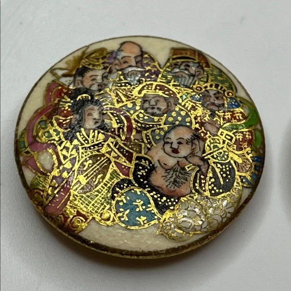 Vintage Hand Painted Satsuma Ceramic w/7 Gods On a button *READ*